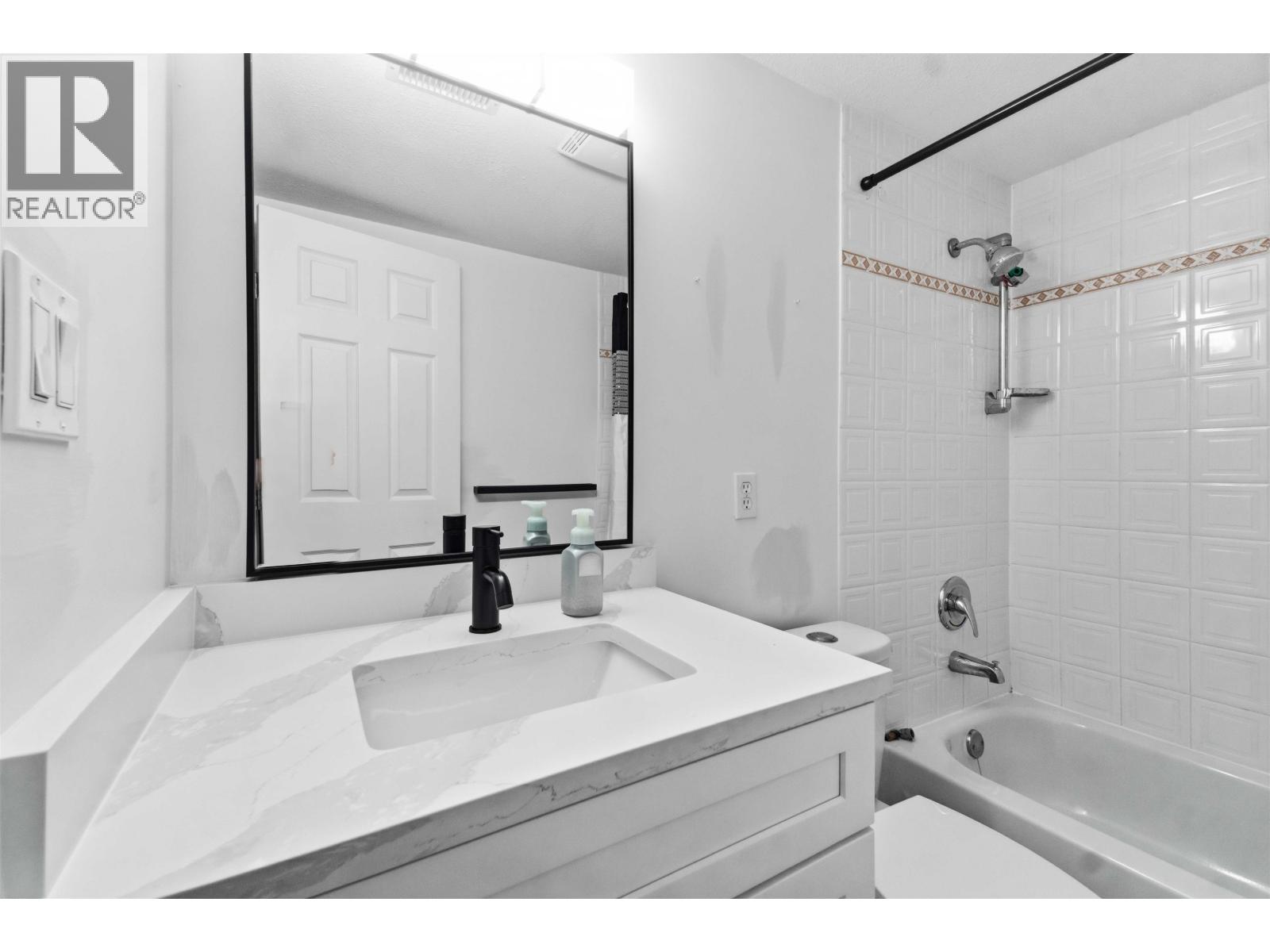 313 3000 Riverbend Drive Property Photo 29