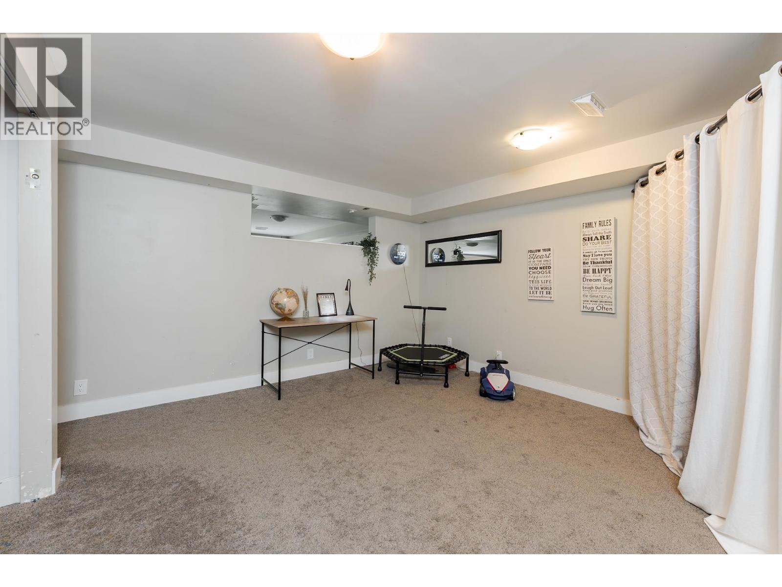 10155 Skylark Road Property Photo 32