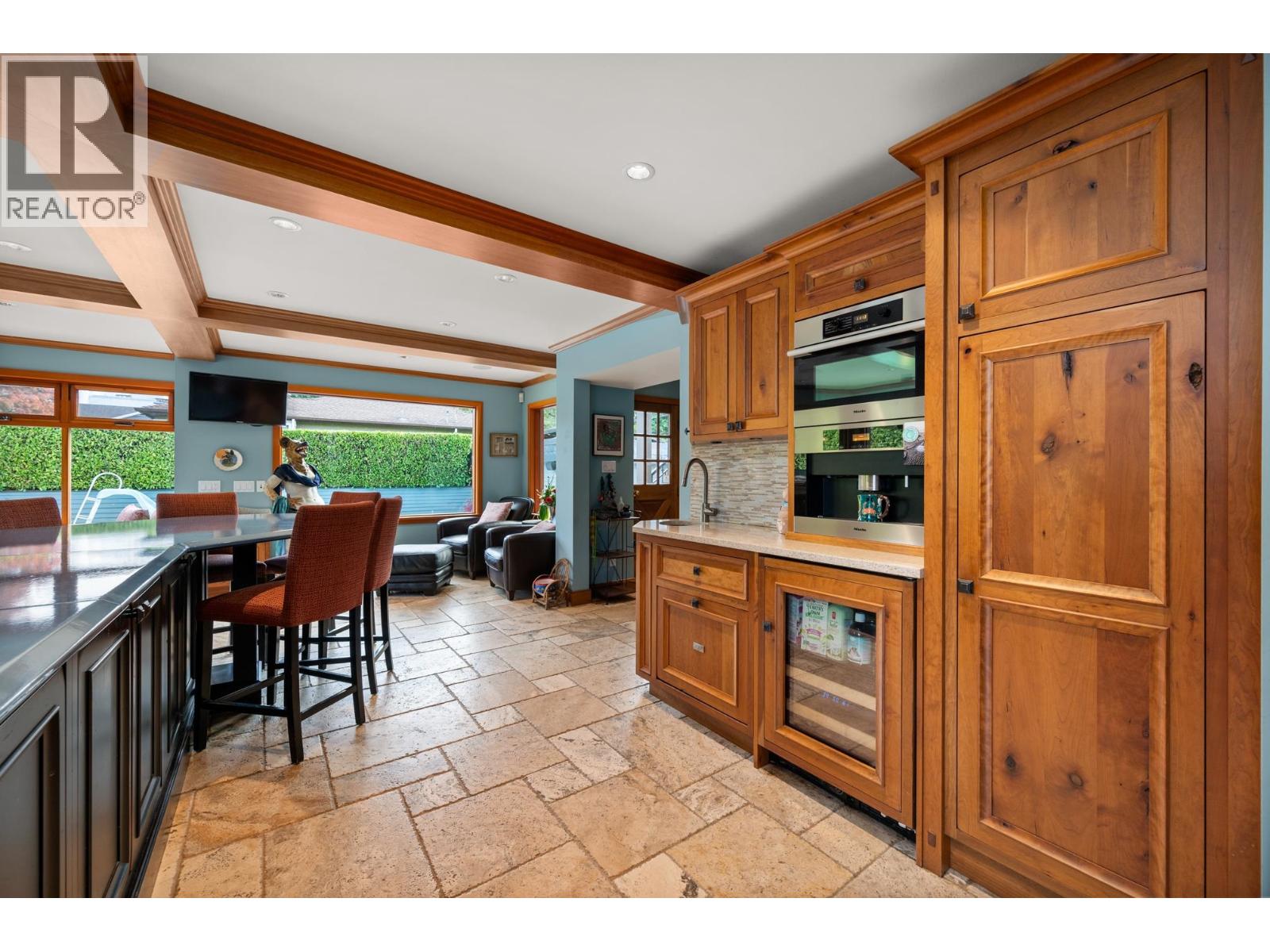3850 Point Grey Road Property Photo 8