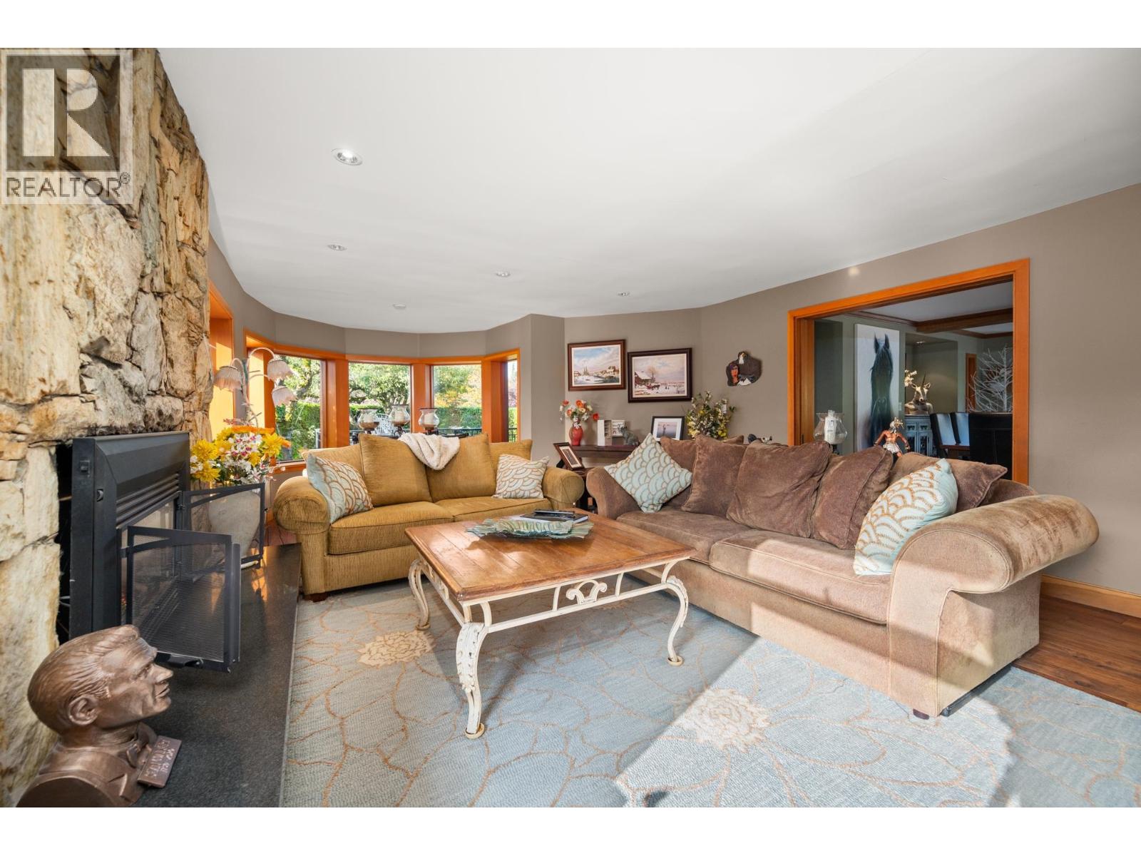 3850 Point Grey Road Property Photo 11