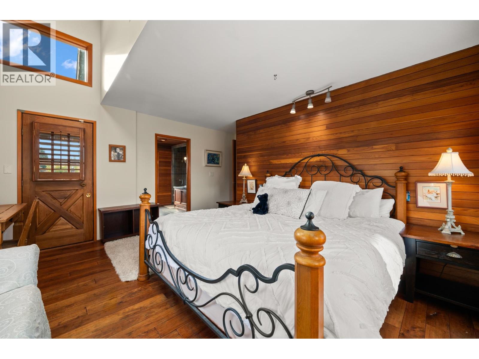 3850 Point Grey Road Property Photo 20