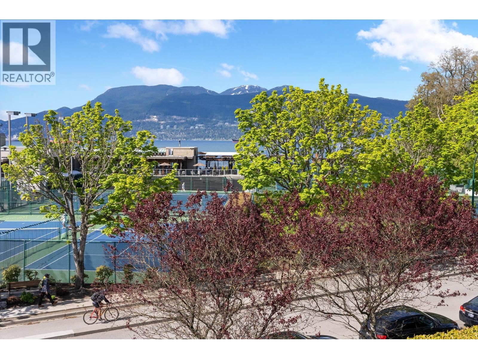 3850 Point Grey Road Property Photo 25