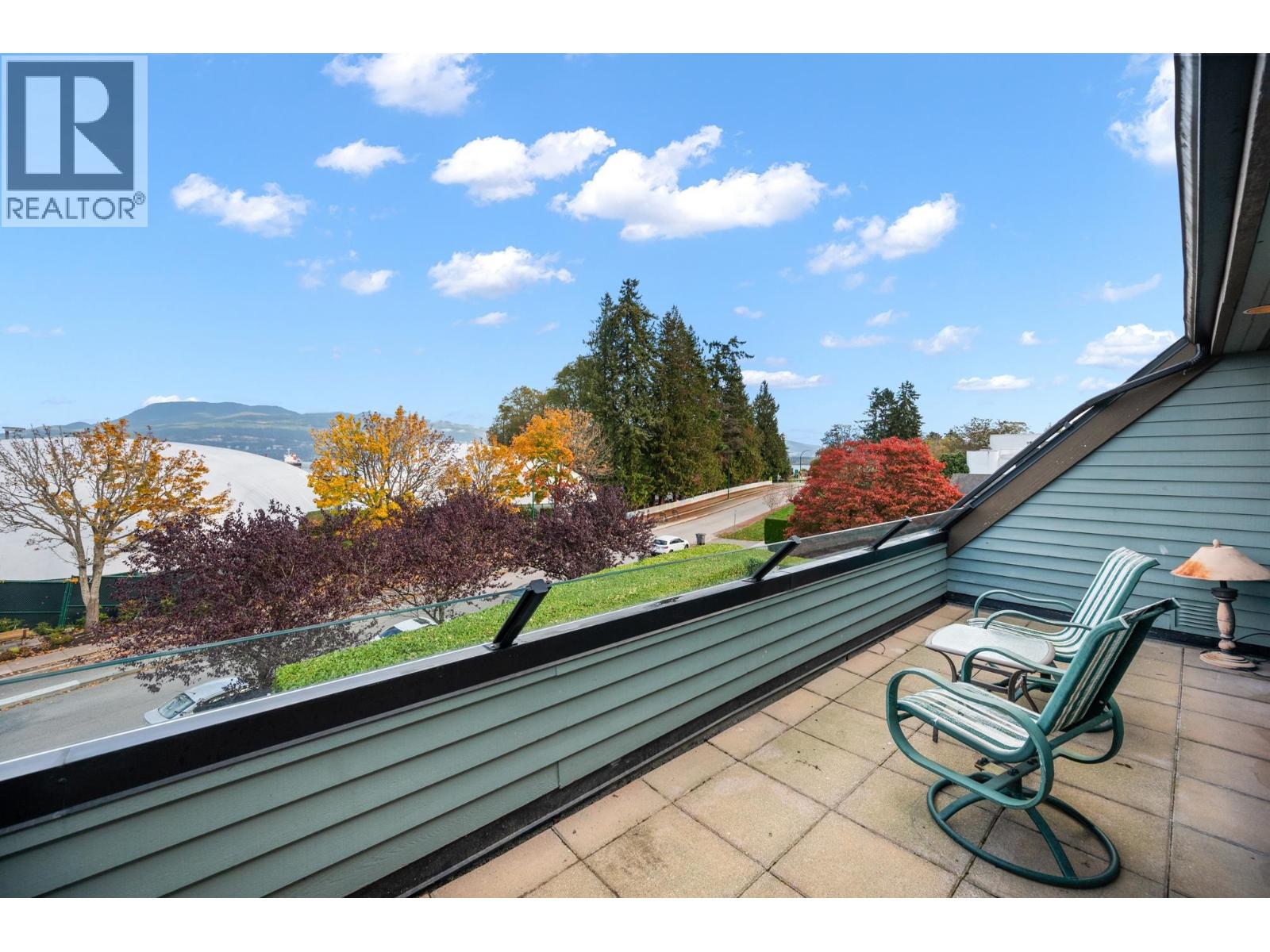 3850 Point Grey Road Property Photo 32