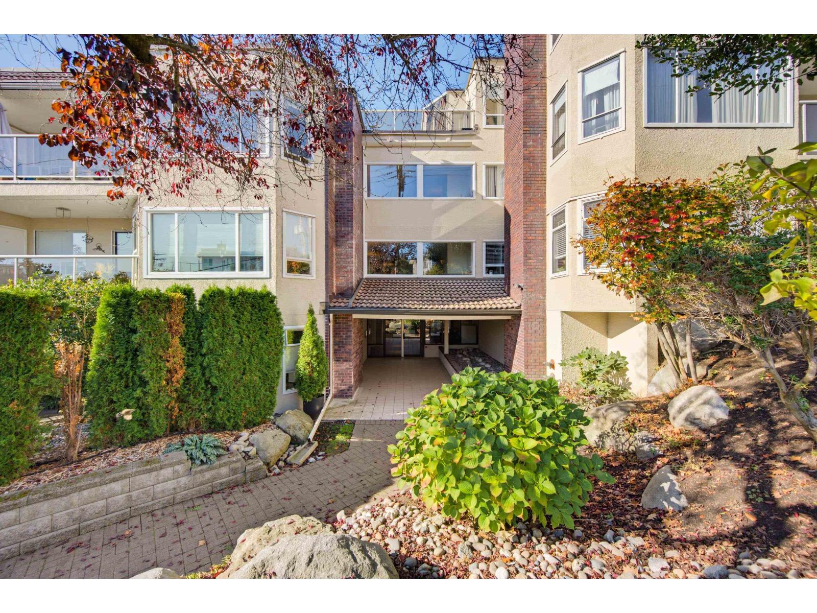 407 1225 Merklin Street Property Photo 1