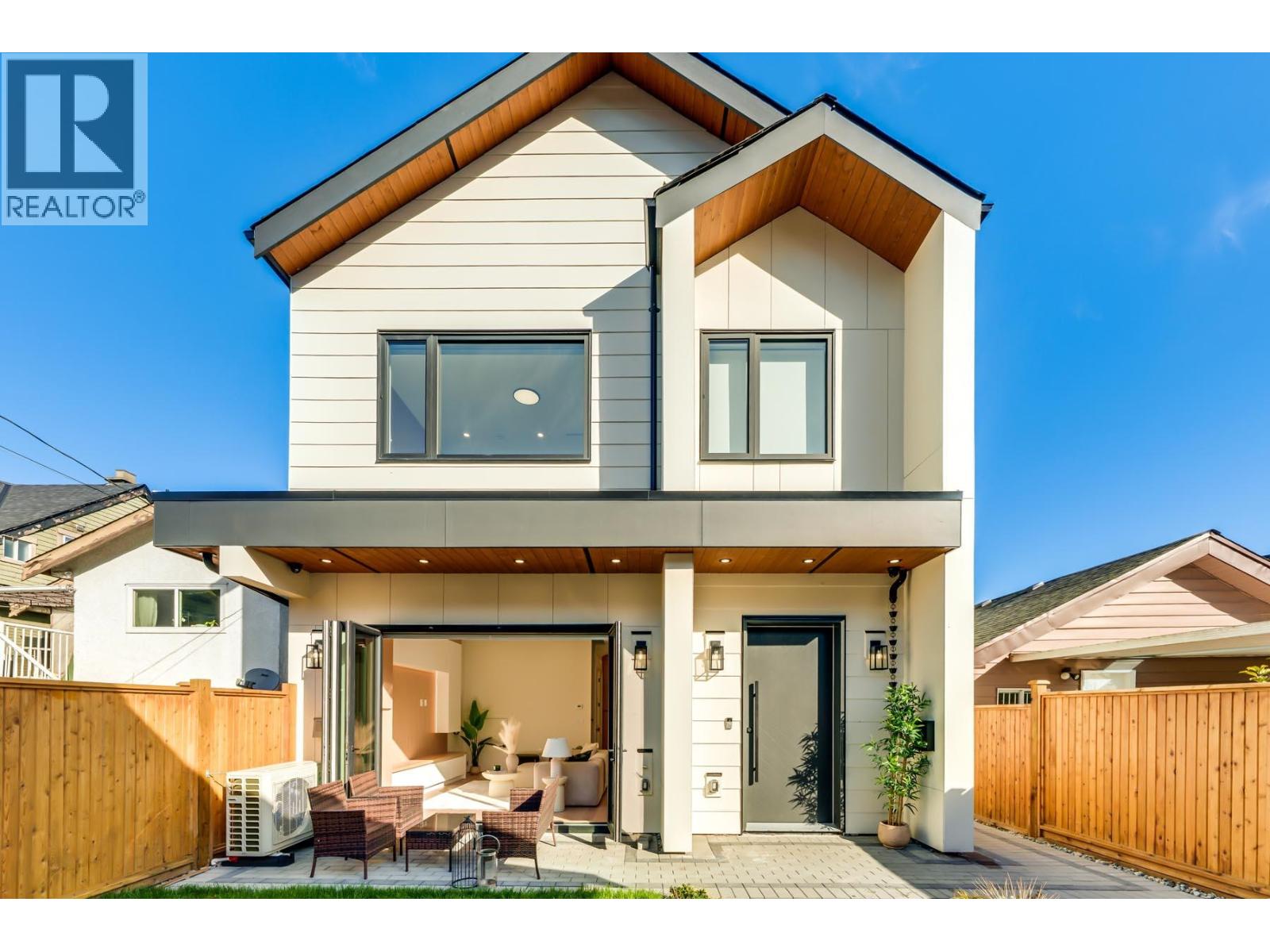 2 2686 Mcgill Street Property Photo 1