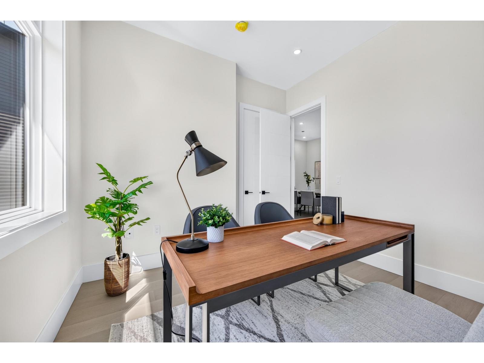 102 15871 111a Avenue Property Photo 21
