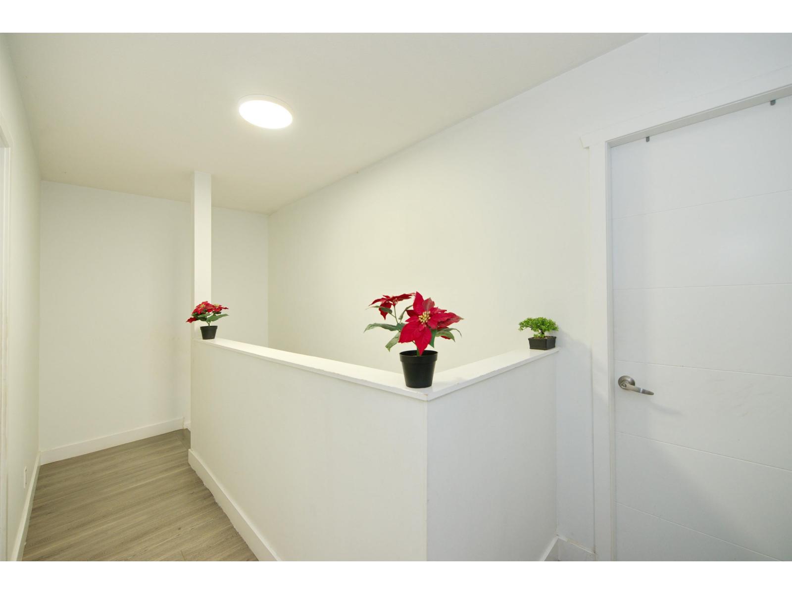 7681 125 Street Property Photo 11