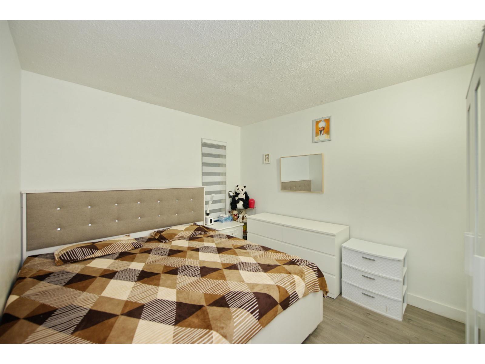 7681 125 Street Property Photo 26