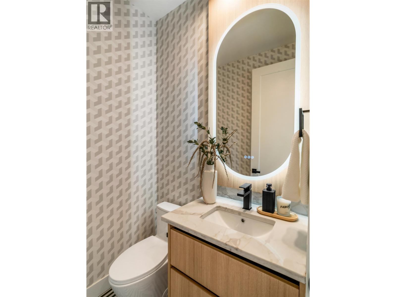104 359 Laval Street Property Photo 2