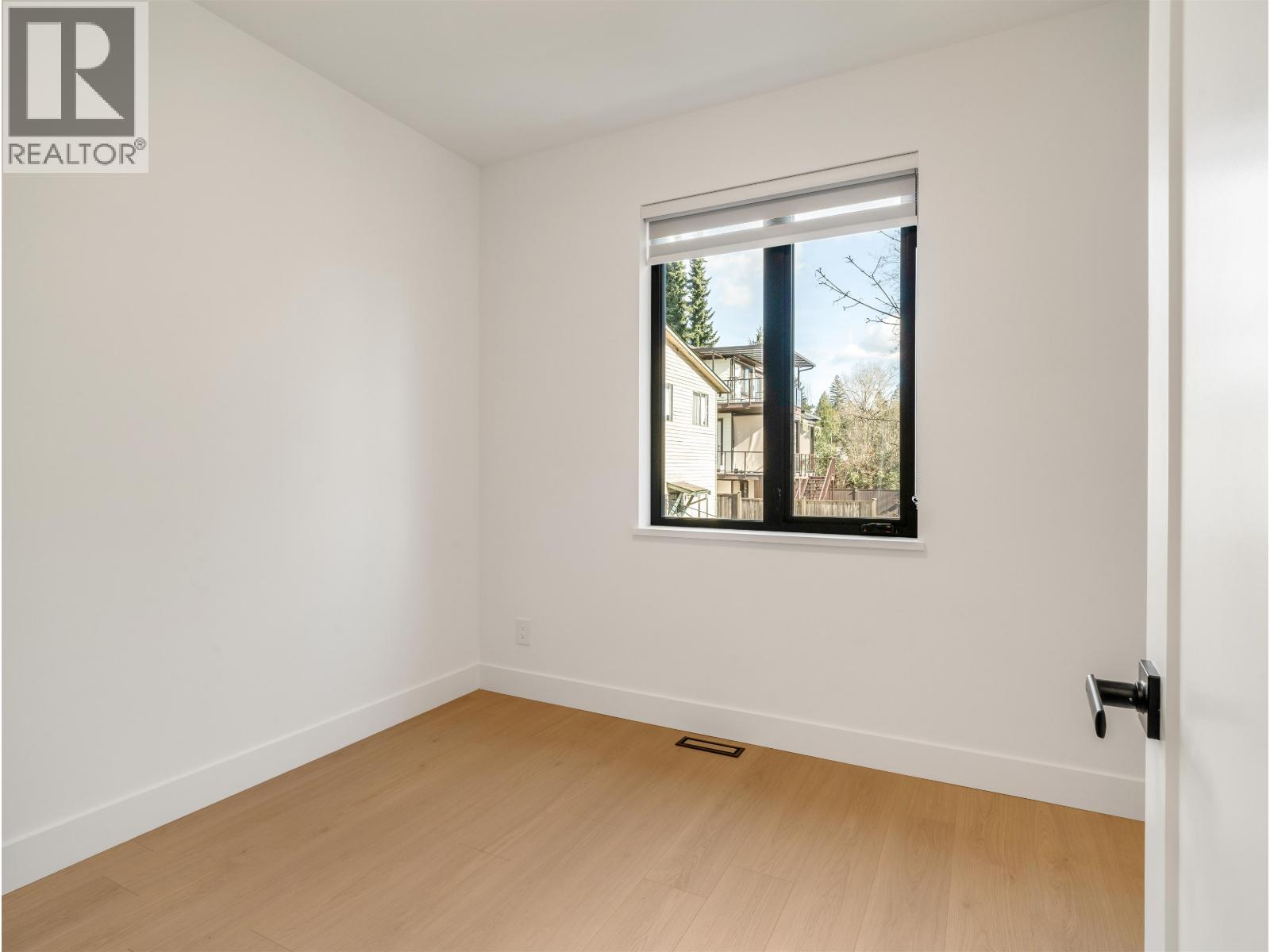 104 359 Laval Street Property Photo 18