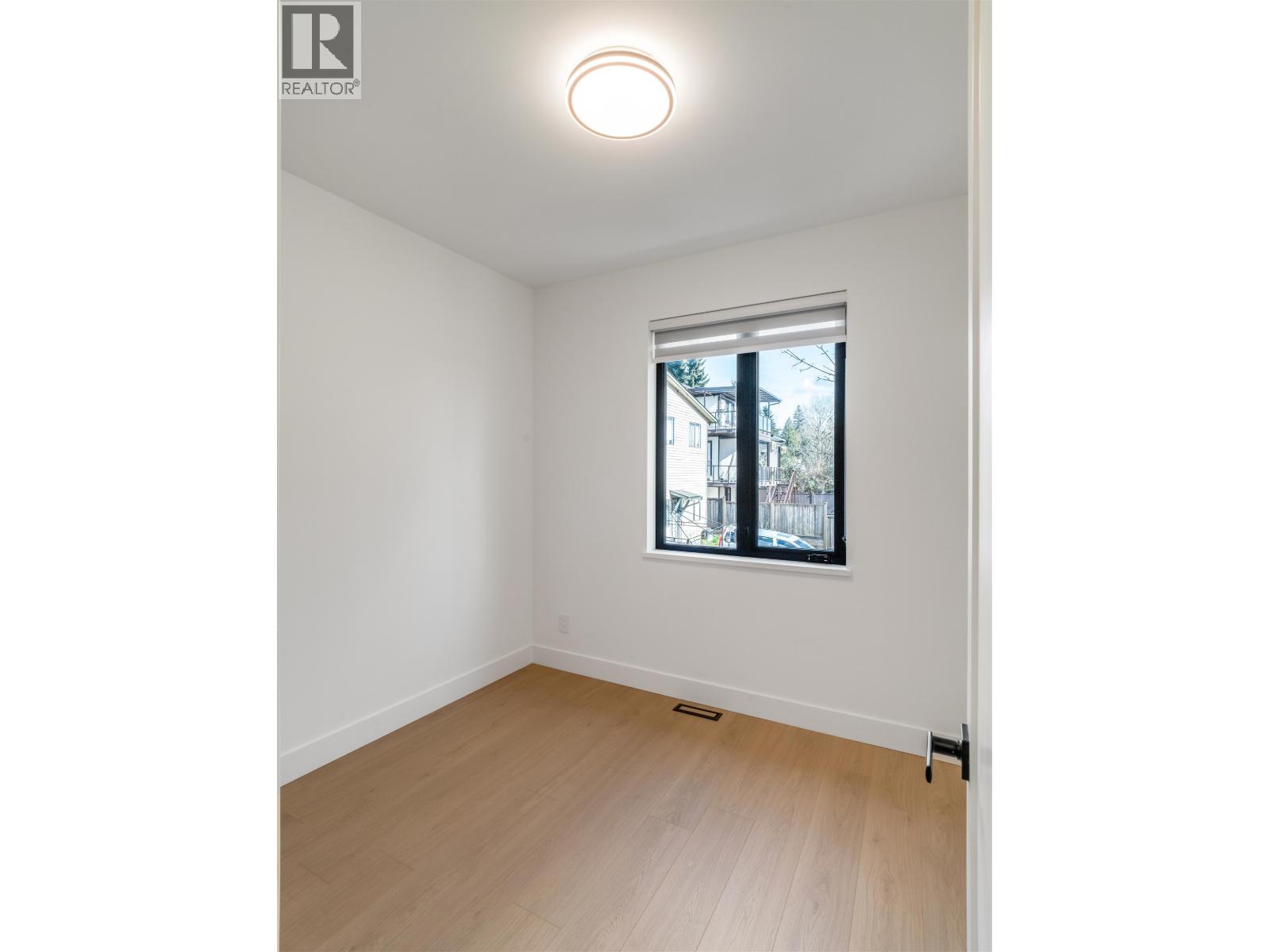 104 359 Laval Street Property Photo 19