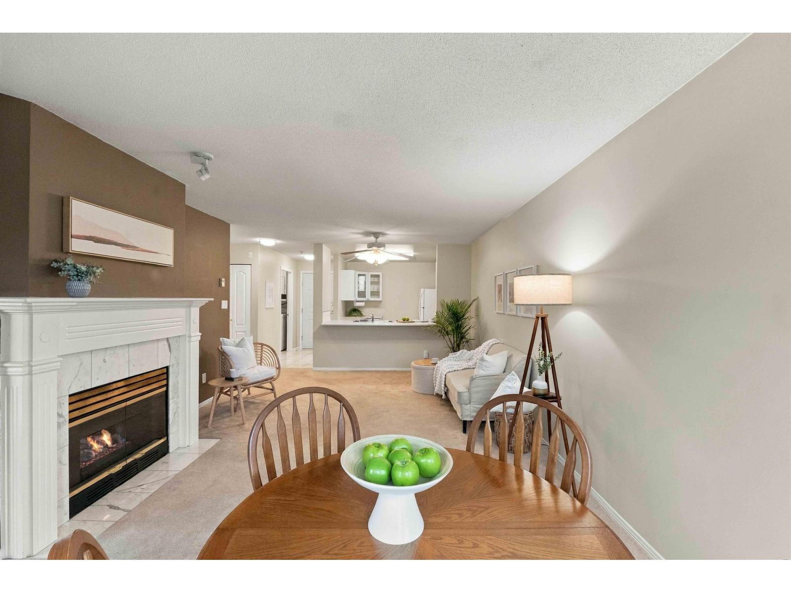 312 15140 108 Avenue Property Photo 1