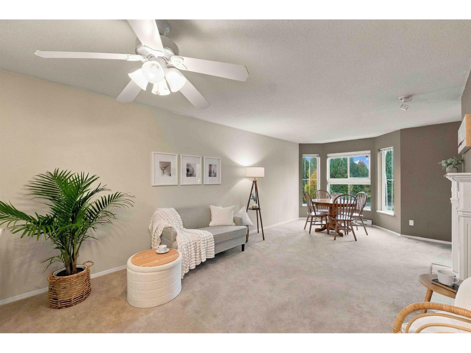 312 15140 108 Avenue Property Photo 4