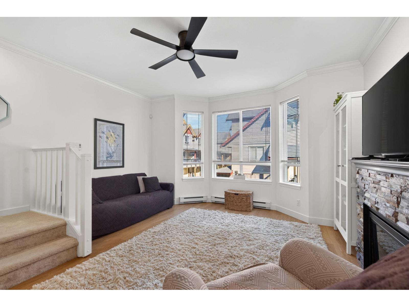 3 16772 61 Avenue Property Photo 14