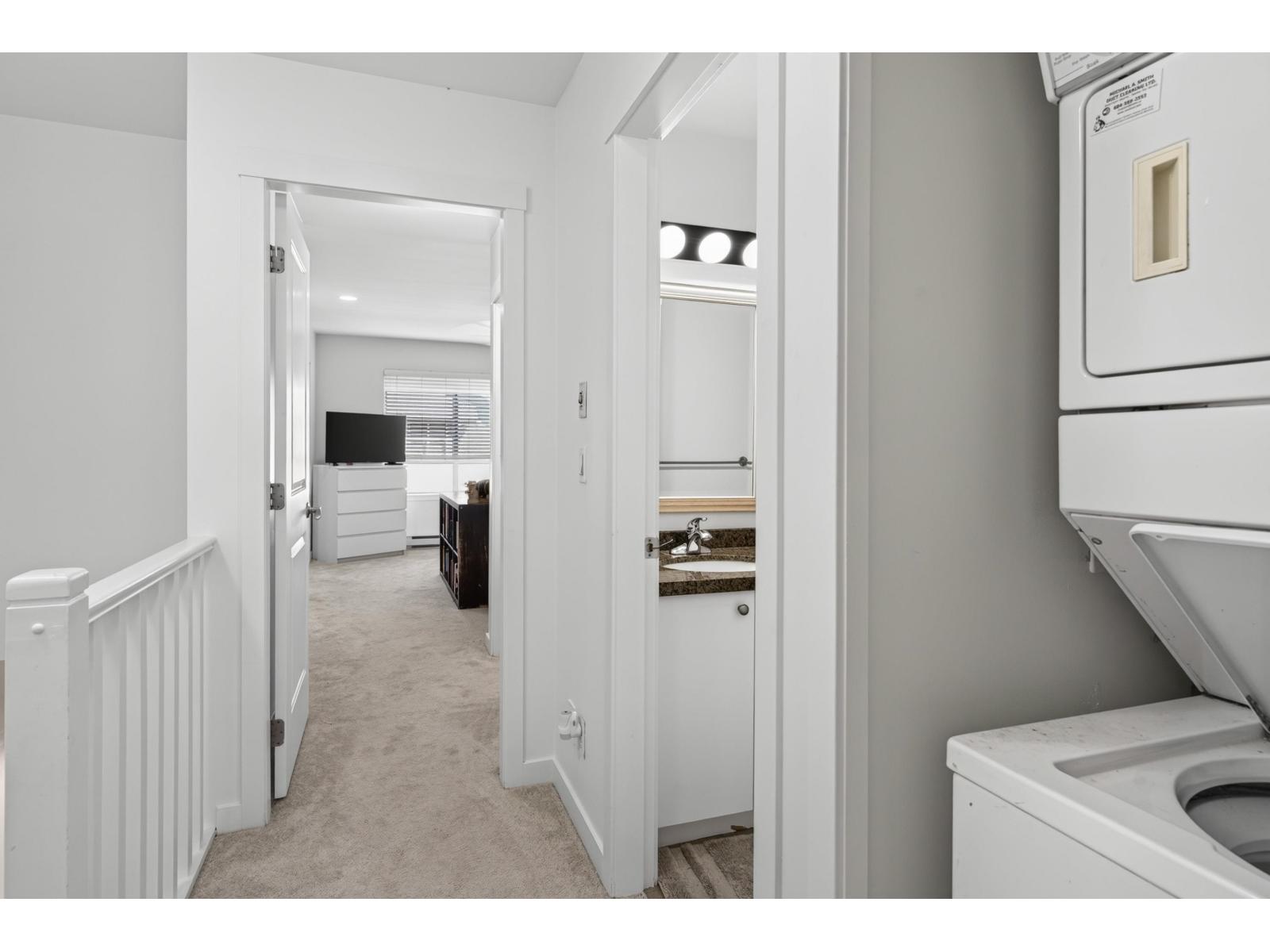 3 16772 61 Avenue Property Photo 23