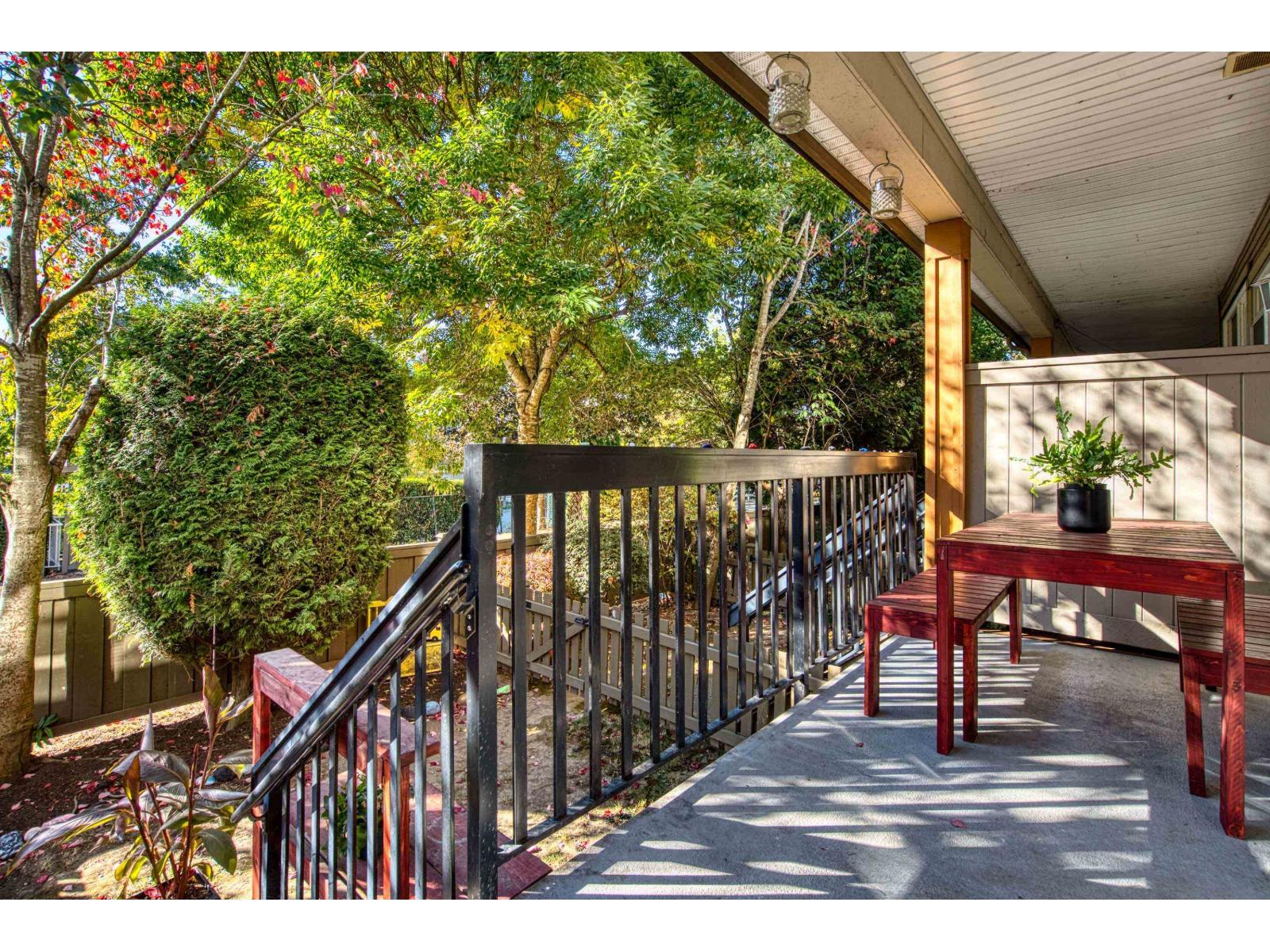 3 16772 61 Avenue Property Photo 24
