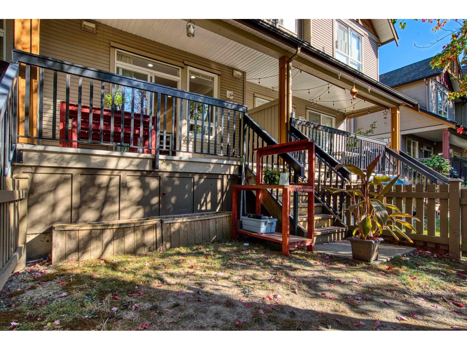 3 16772 61 Avenue Property Photo 27