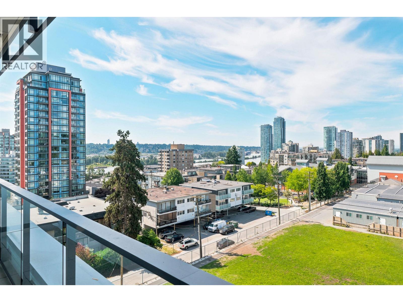 503 82 First Street Property Photo 21