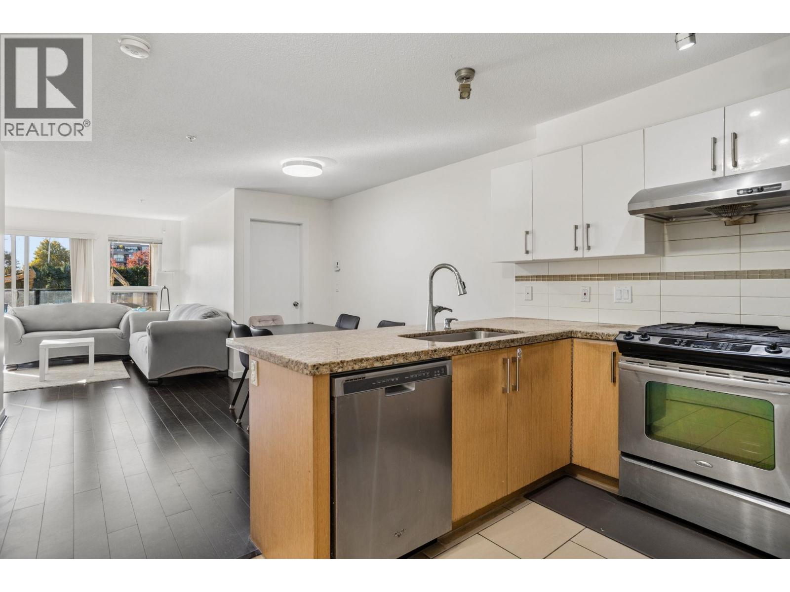 123 6828 Eckersley Road Property Photo 2