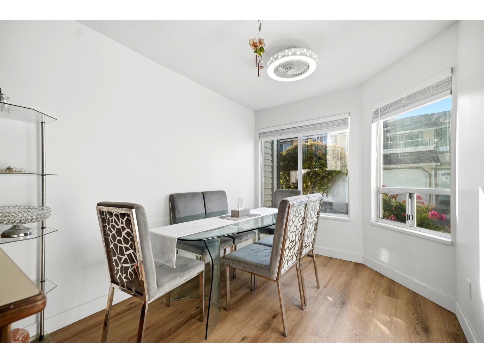 55 9281 122 Street Property Photo 6