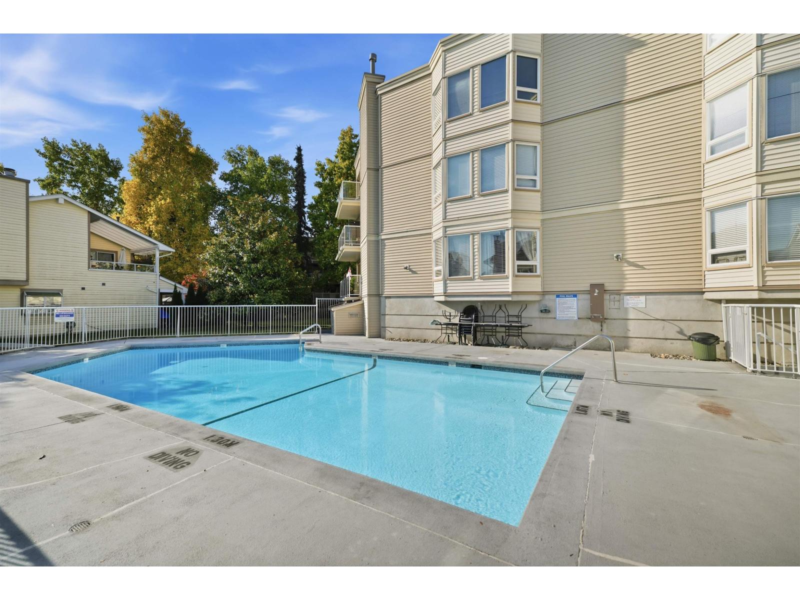 55 9281 122 Street Property Photo 21