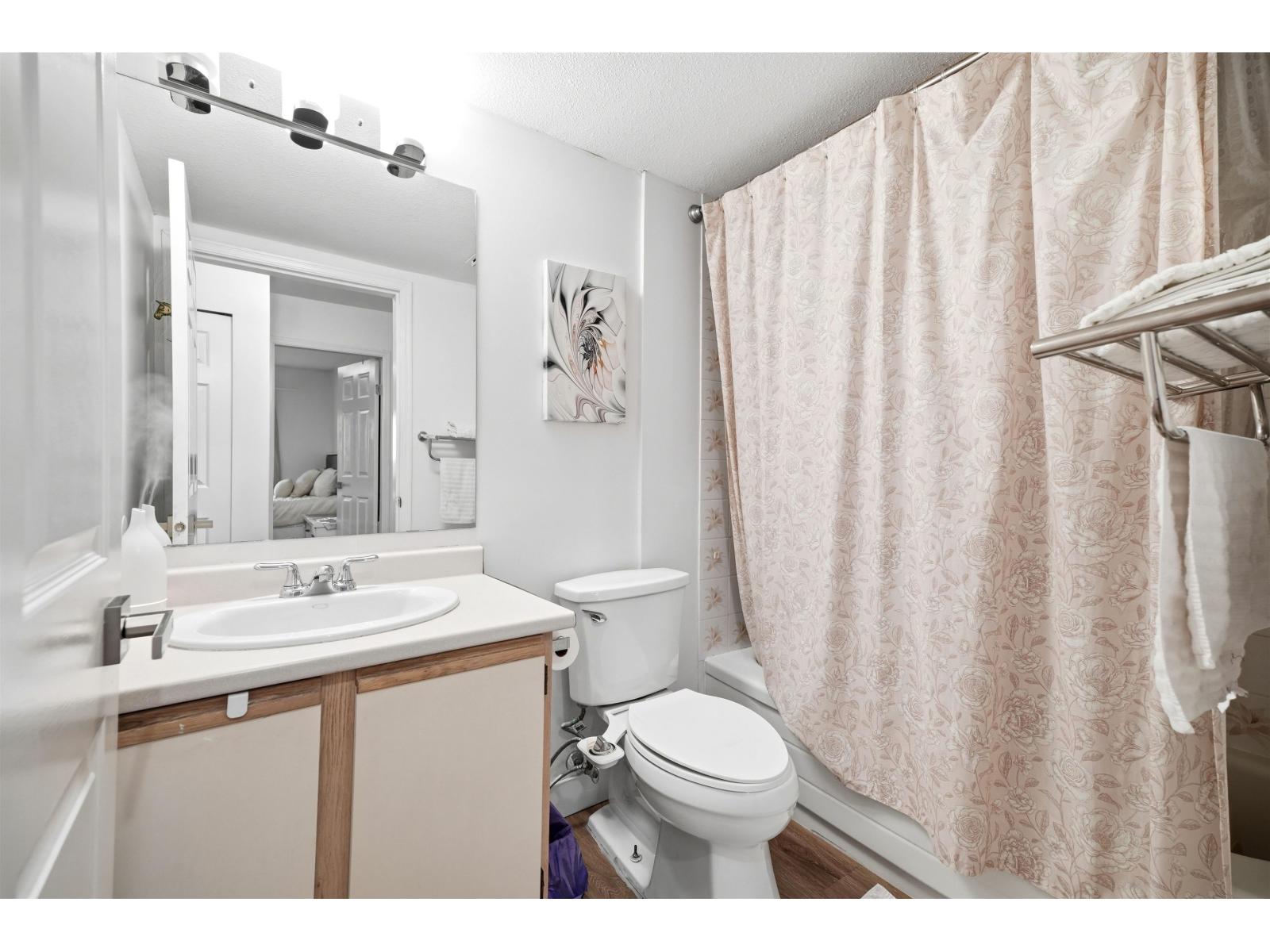 55 9281 122 Street Property Photo 32