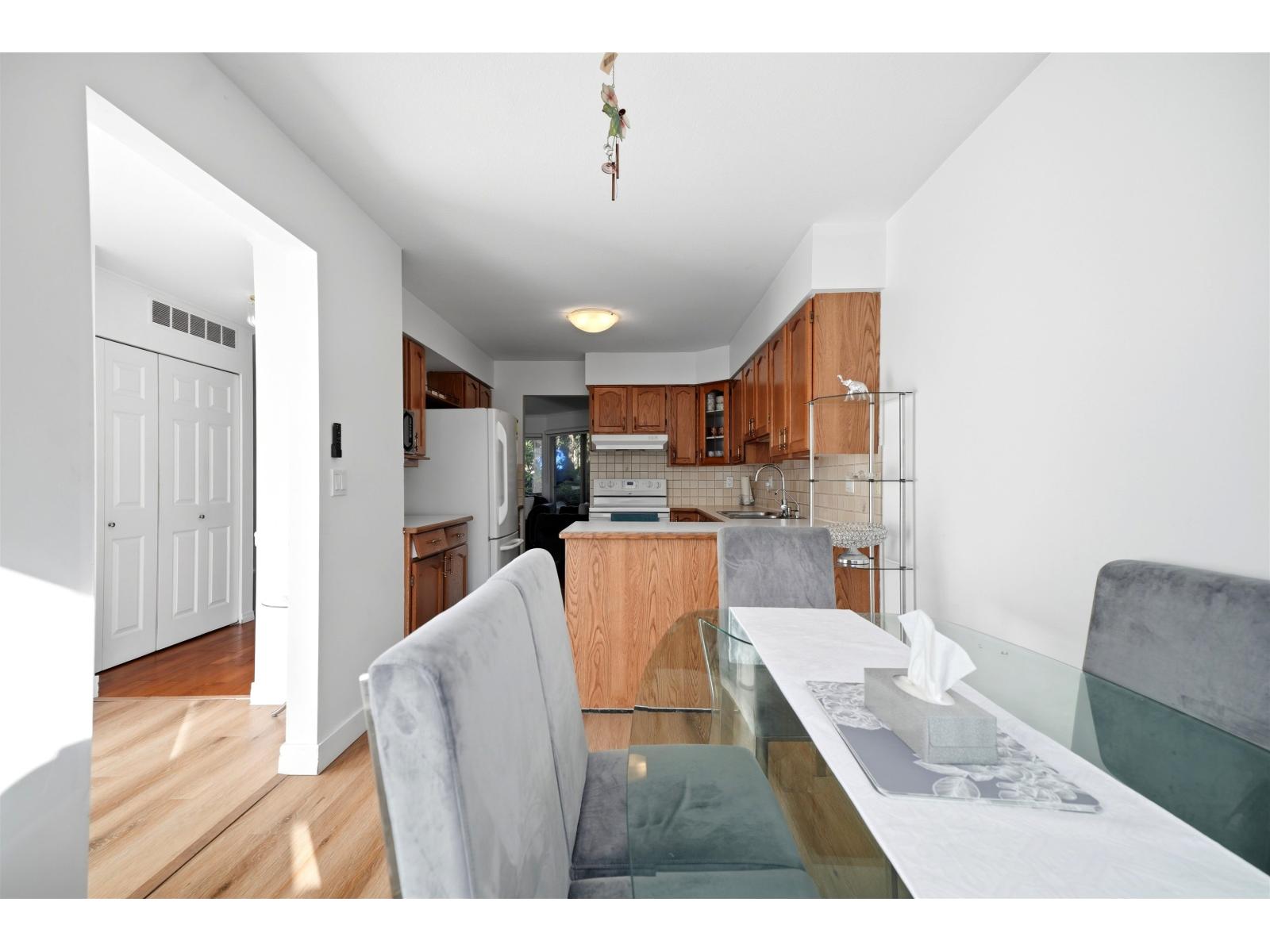 55 9281 122 Street Property Photo 33