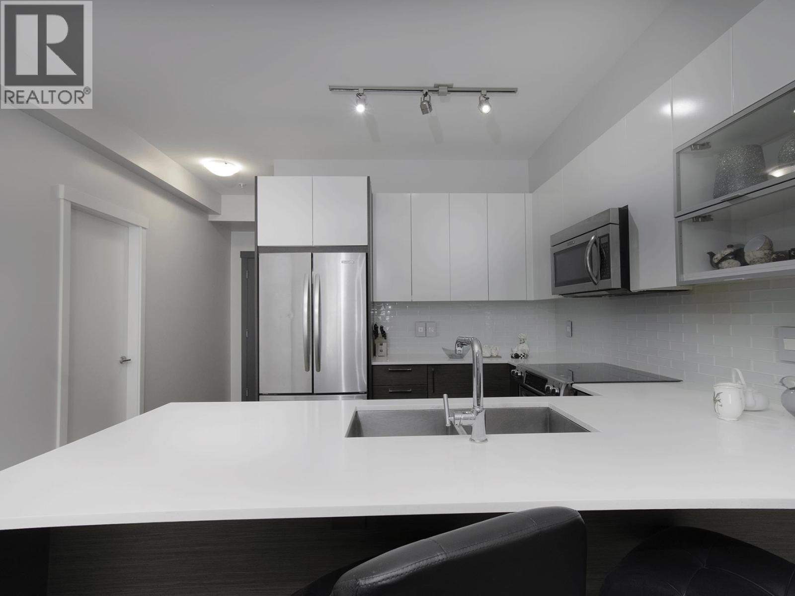 207 2267 Pitt River Road Property Photo 8