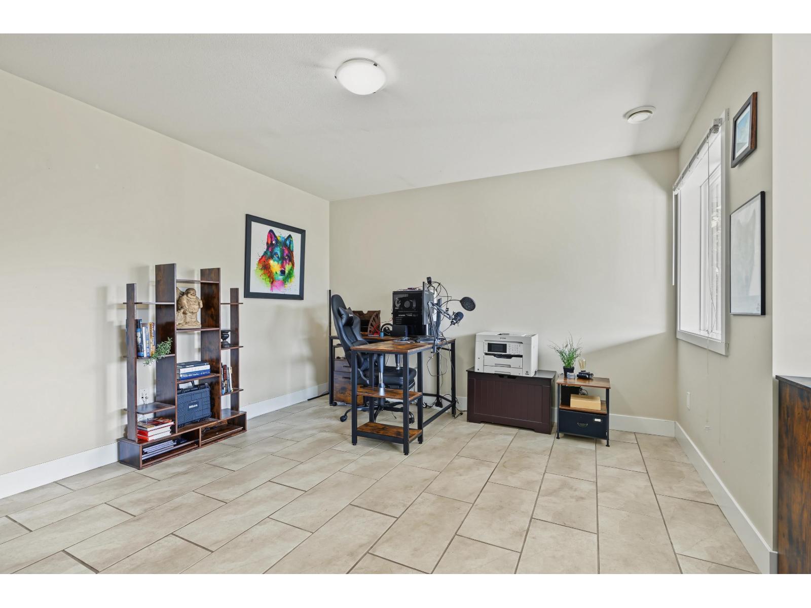 45989 Weeden Drive Property Photo 25
