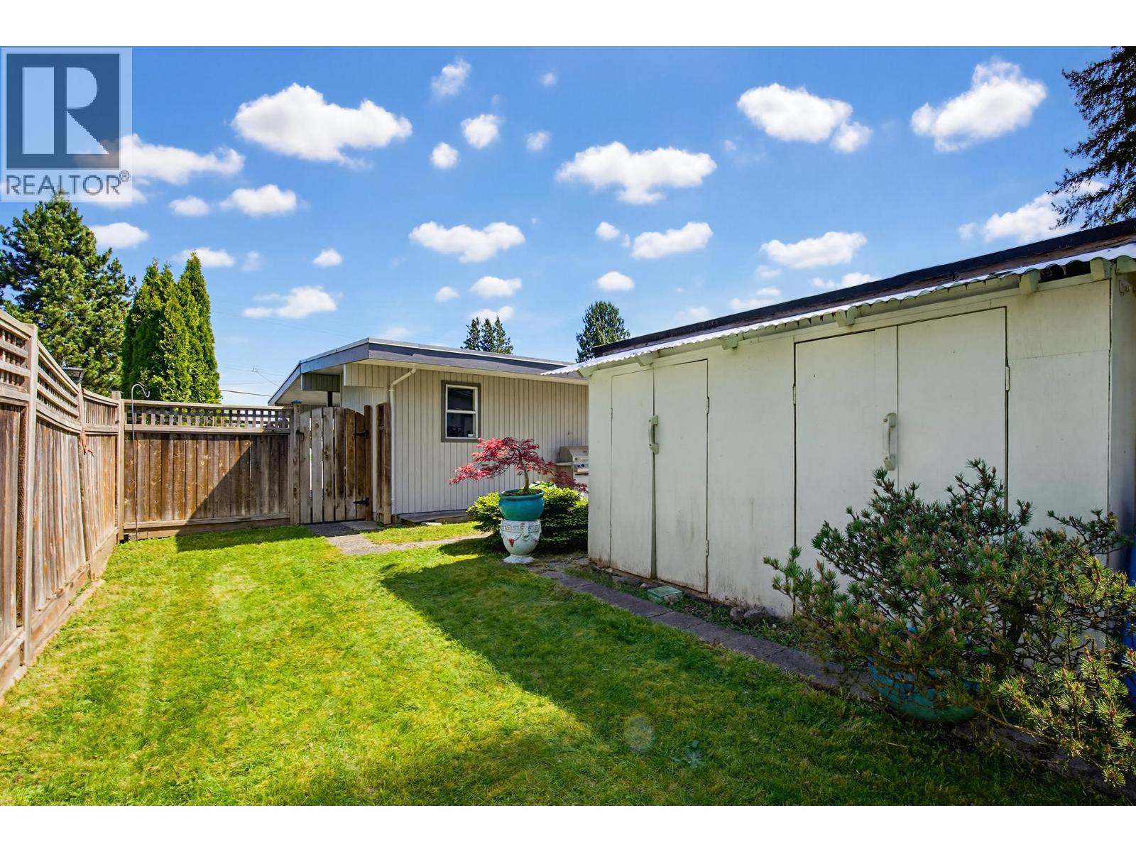 11895 230 Street Property Photo 24