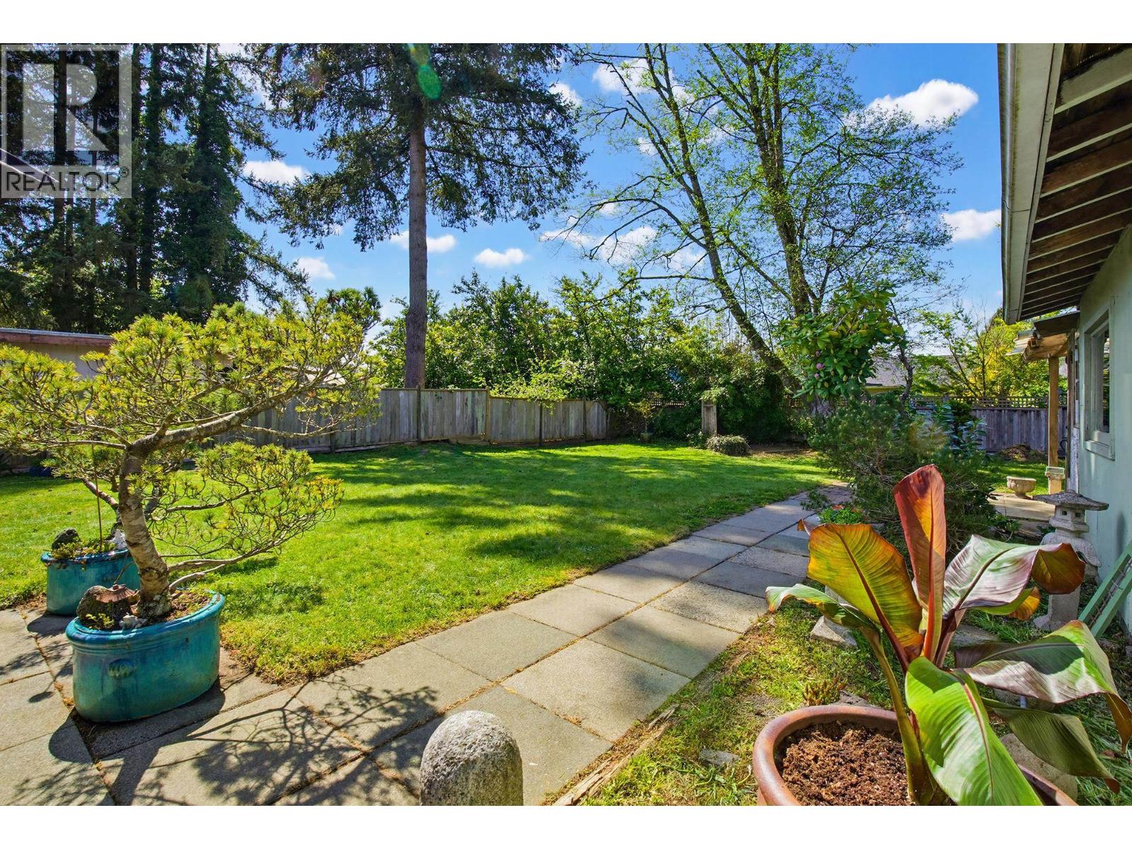 11895 230 Street Property Photo 25