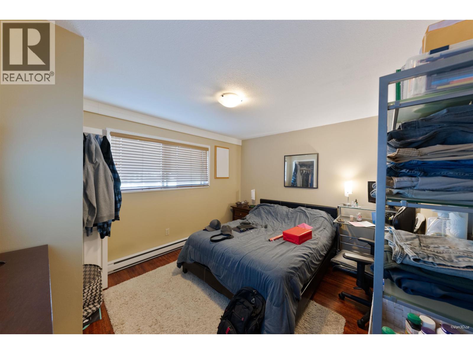 195 W 17th Avenue Property Photo 9