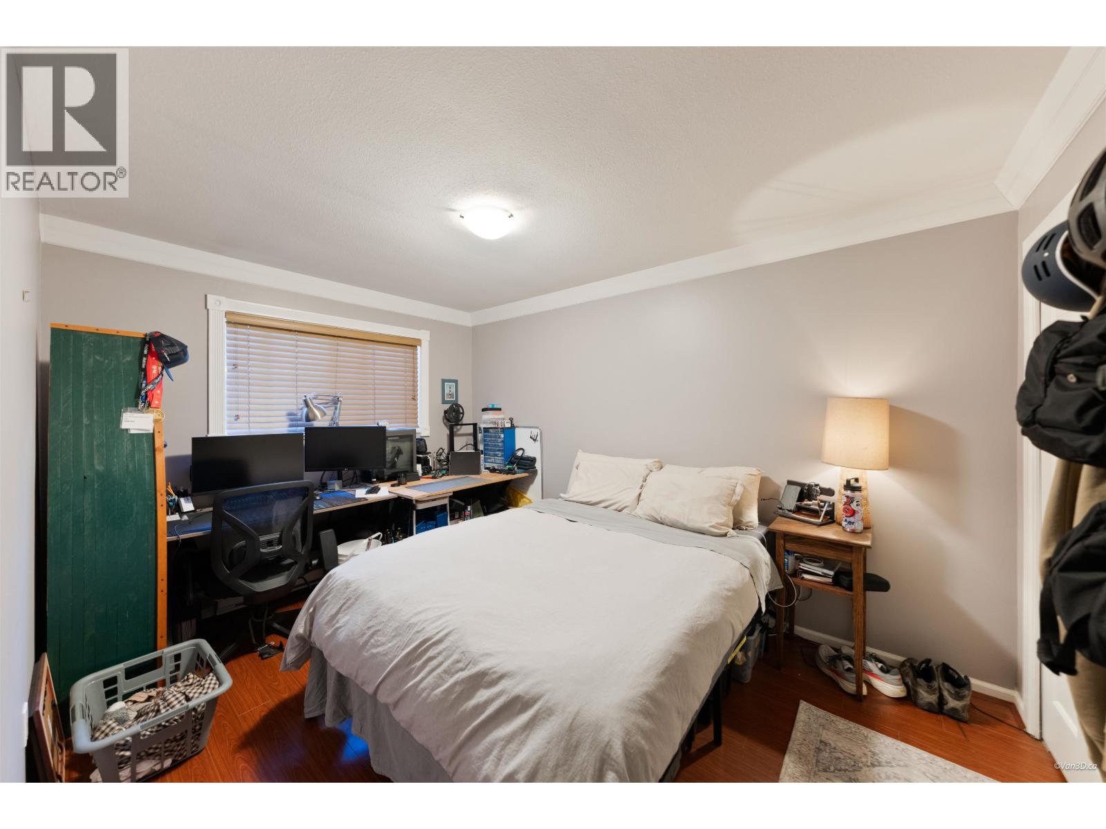 195 W 17th Avenue Property Photo 15