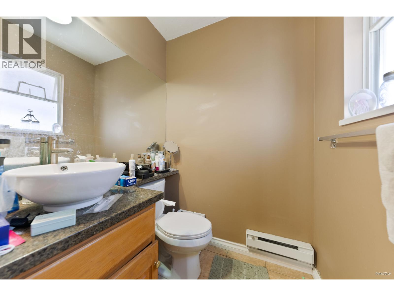 195 W 17th Avenue Property Photo 25