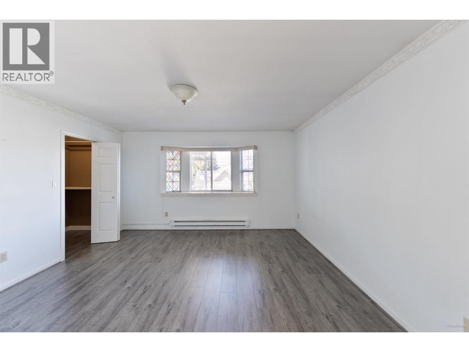 195 W 17th Avenue Property Photo 32