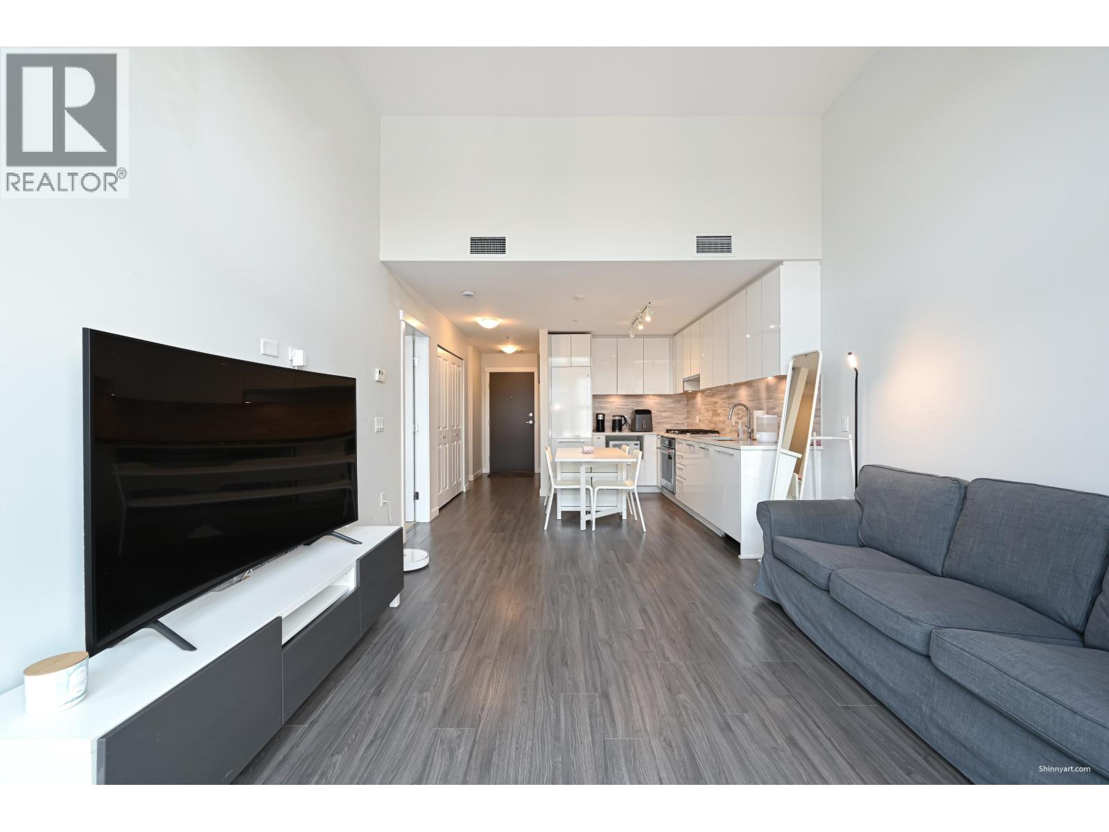 427 9551 ALEXANDRA ROAD Property Photo 1