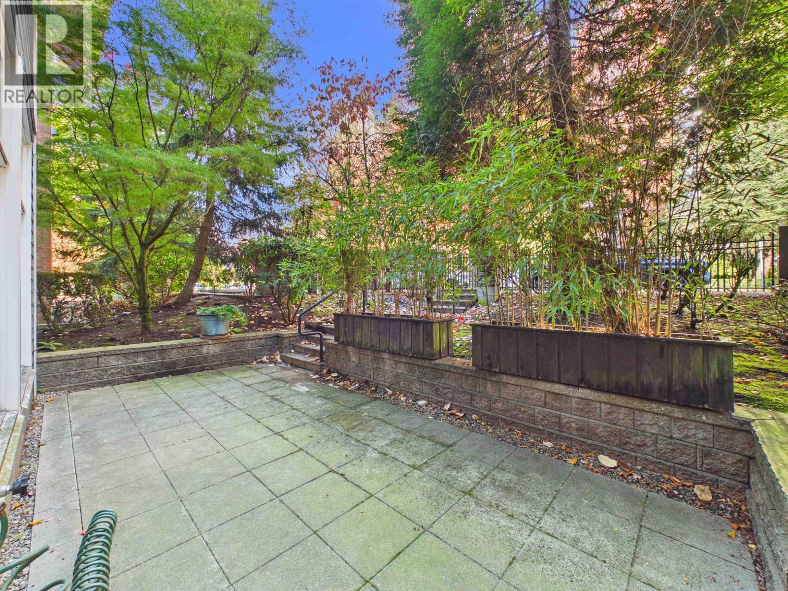106 6888 Southpoint Drive Property Photo 9