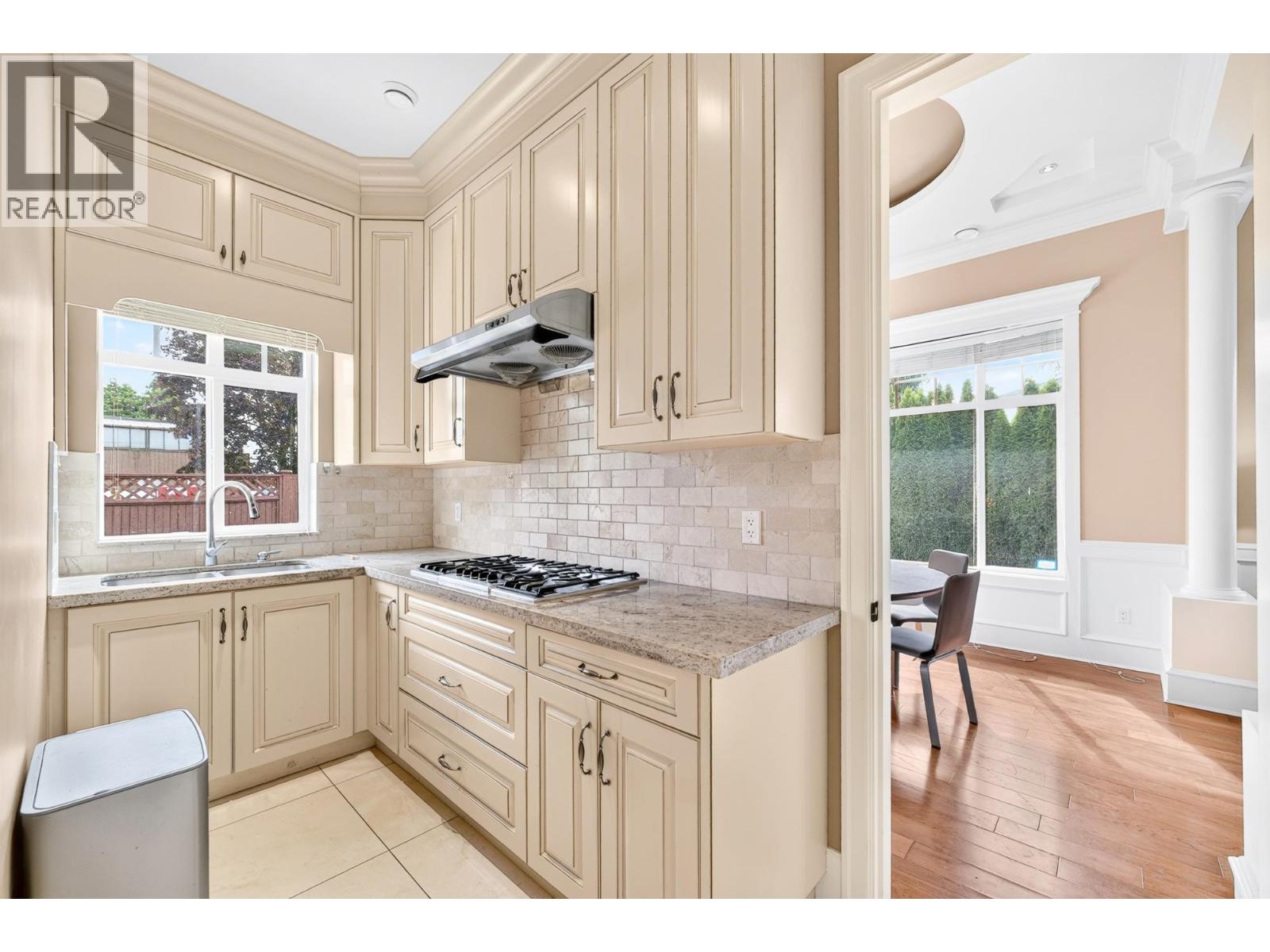 9491 Glenbrook Drive Property Photo 14