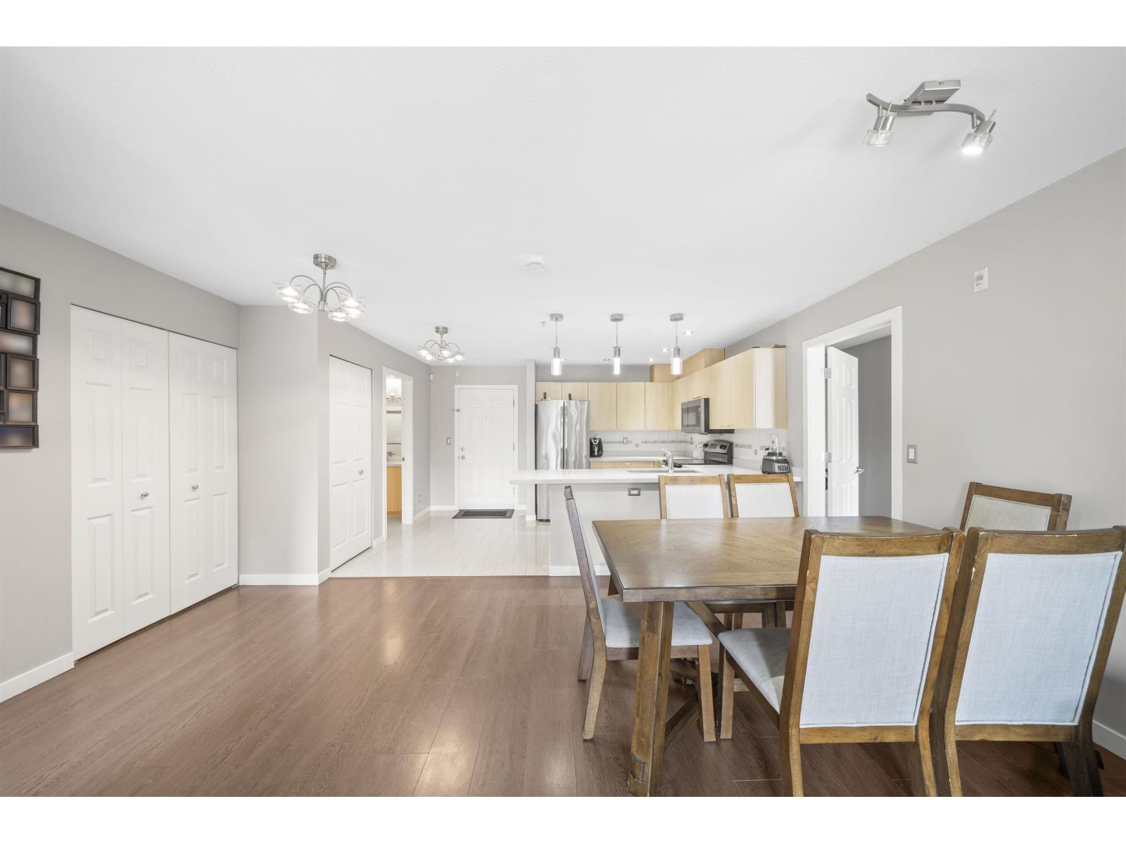 207 12083 92a Avenue Property Photo 11