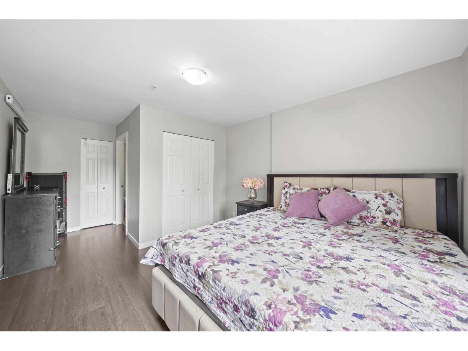 207 12083 92a Avenue Property Photo 18