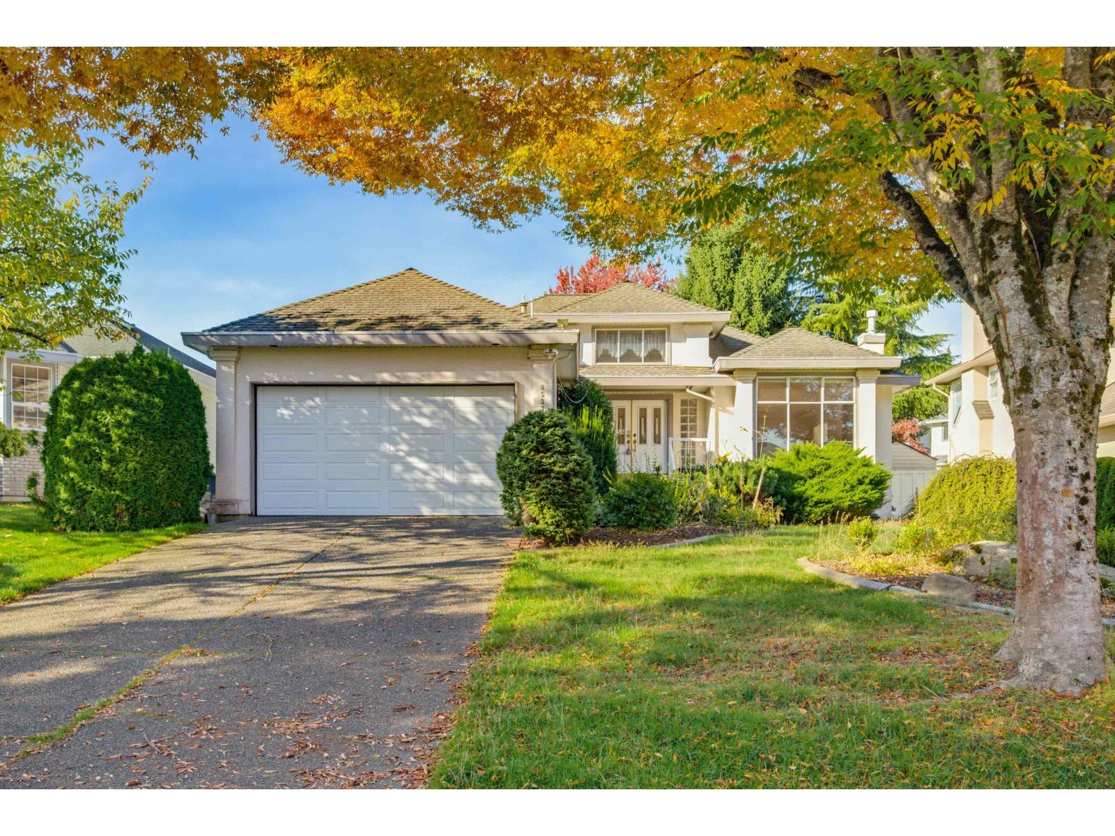 8537 166 Street Property Photo 1