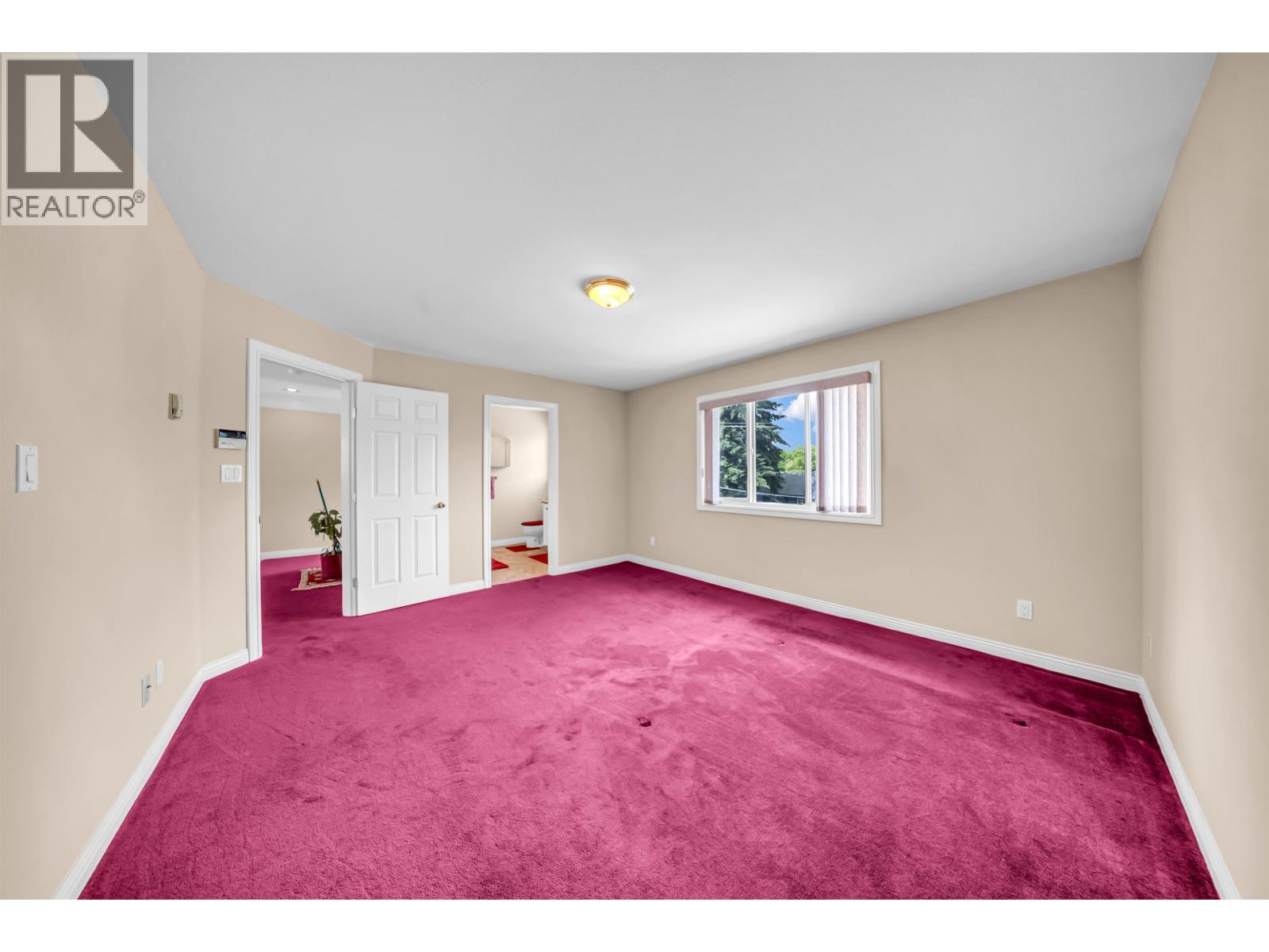 4049 Curle Avenue Property Photo 27