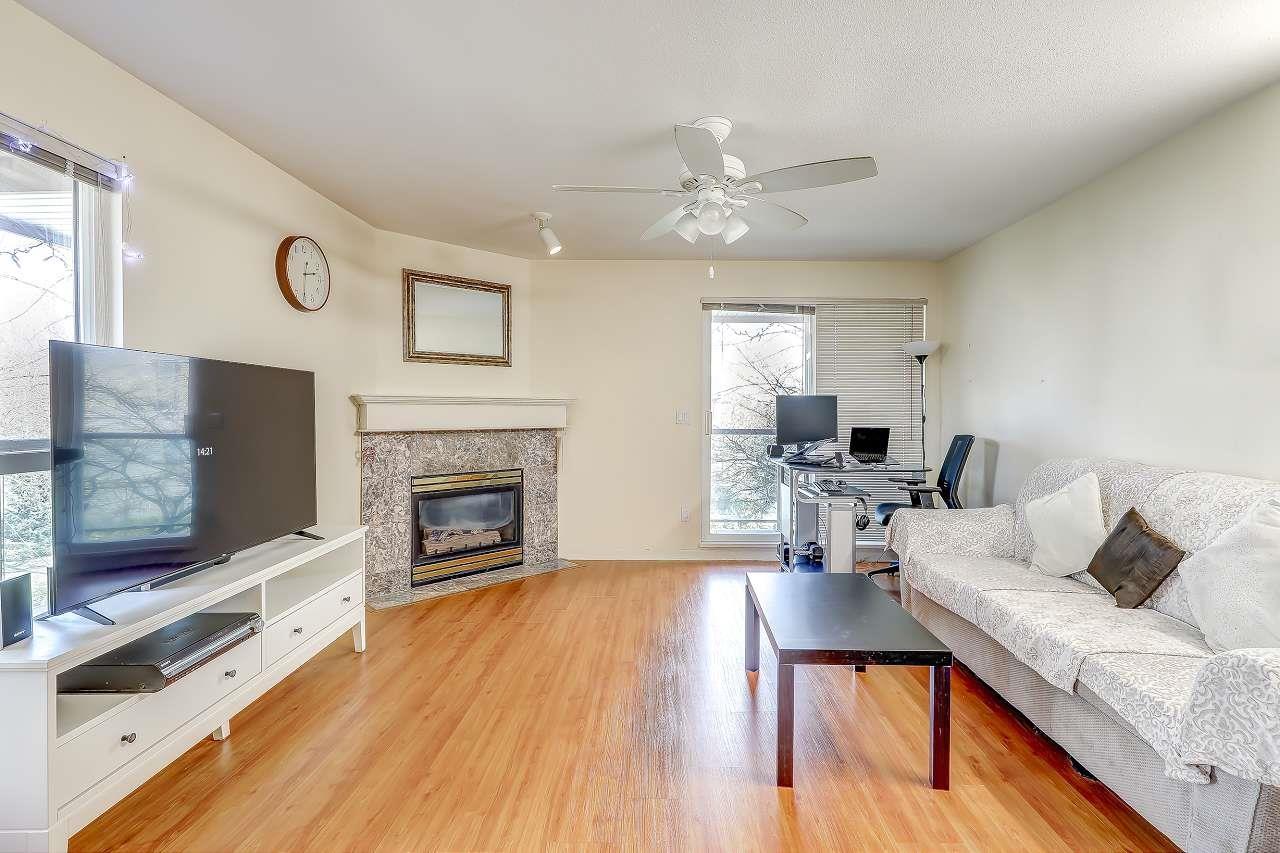 210 14980 101a Avenue Property Photo 6