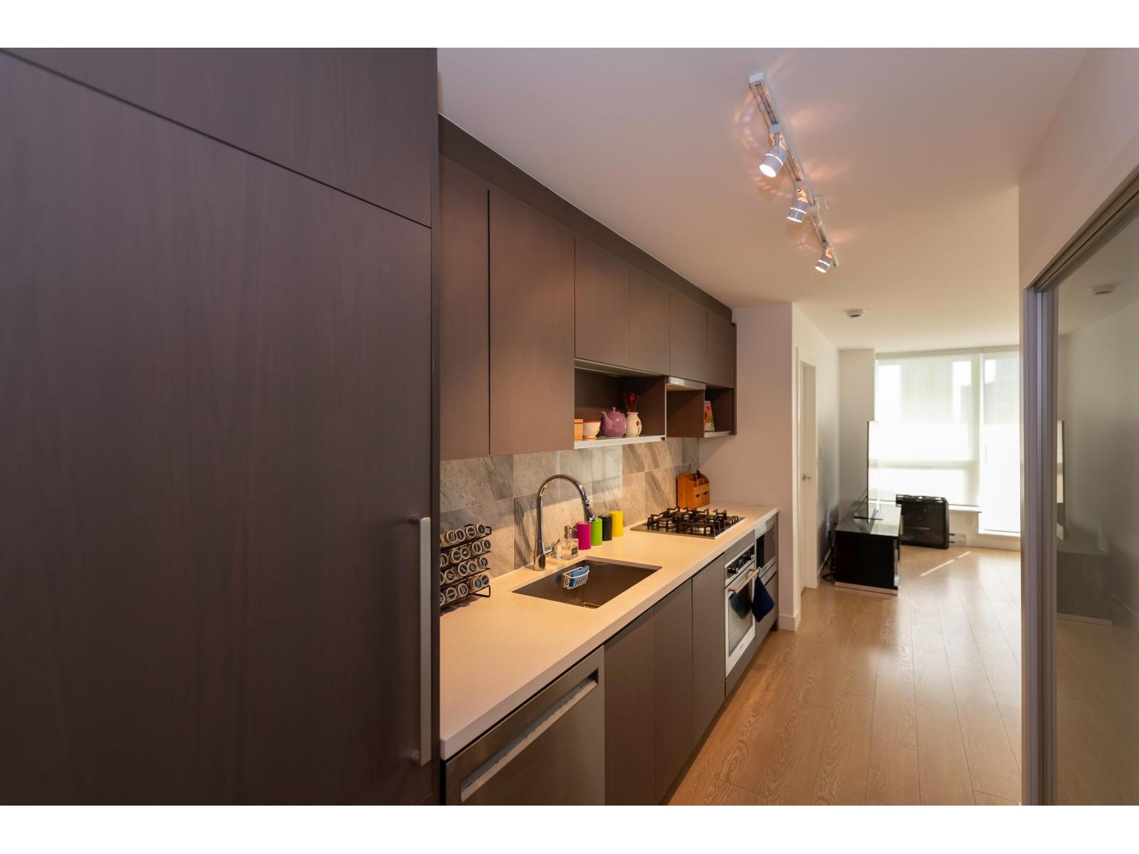 2503 13750 100 Avenue Property Photo 4