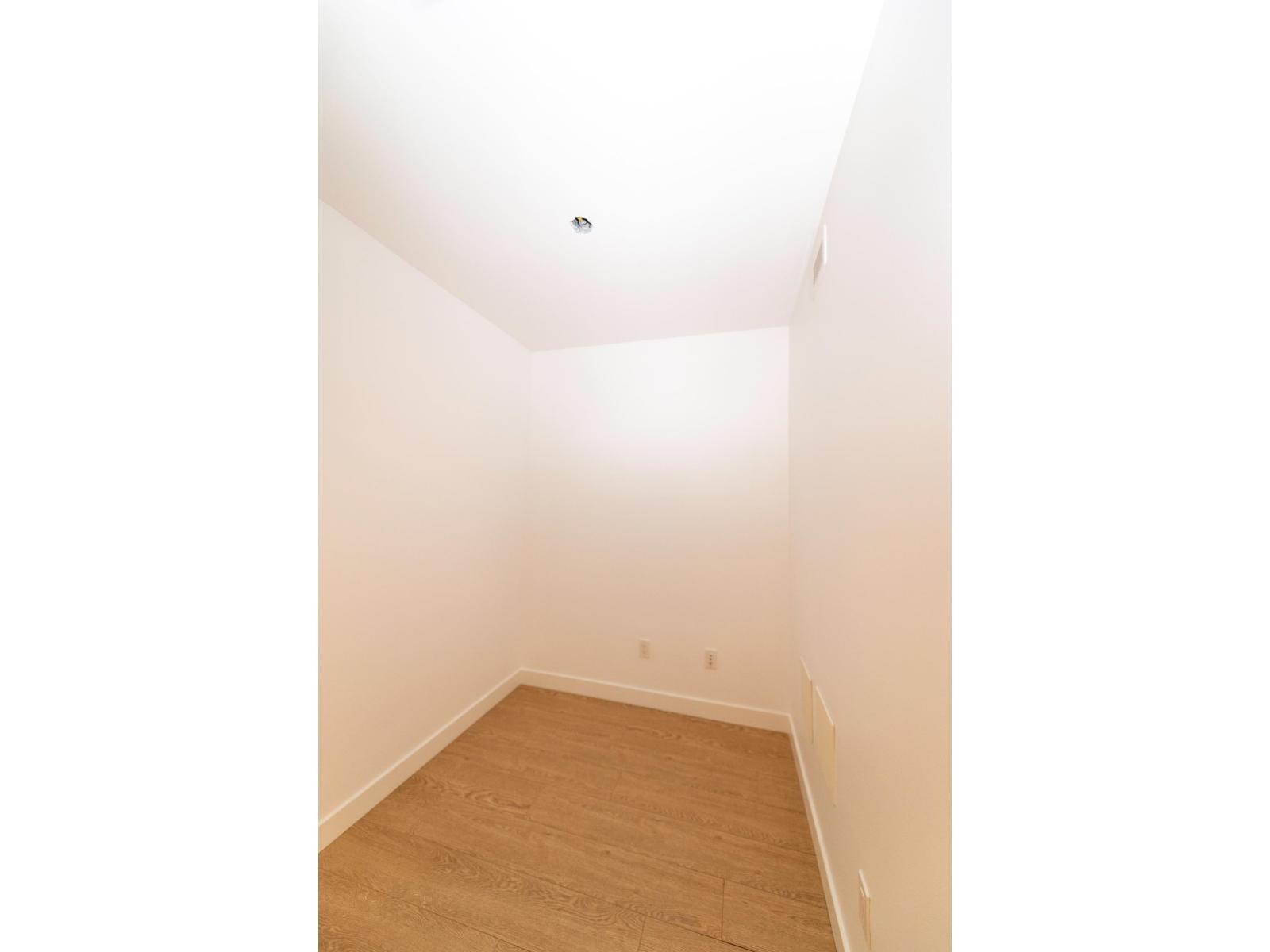 2503 13750 100 Avenue Property Photo 15