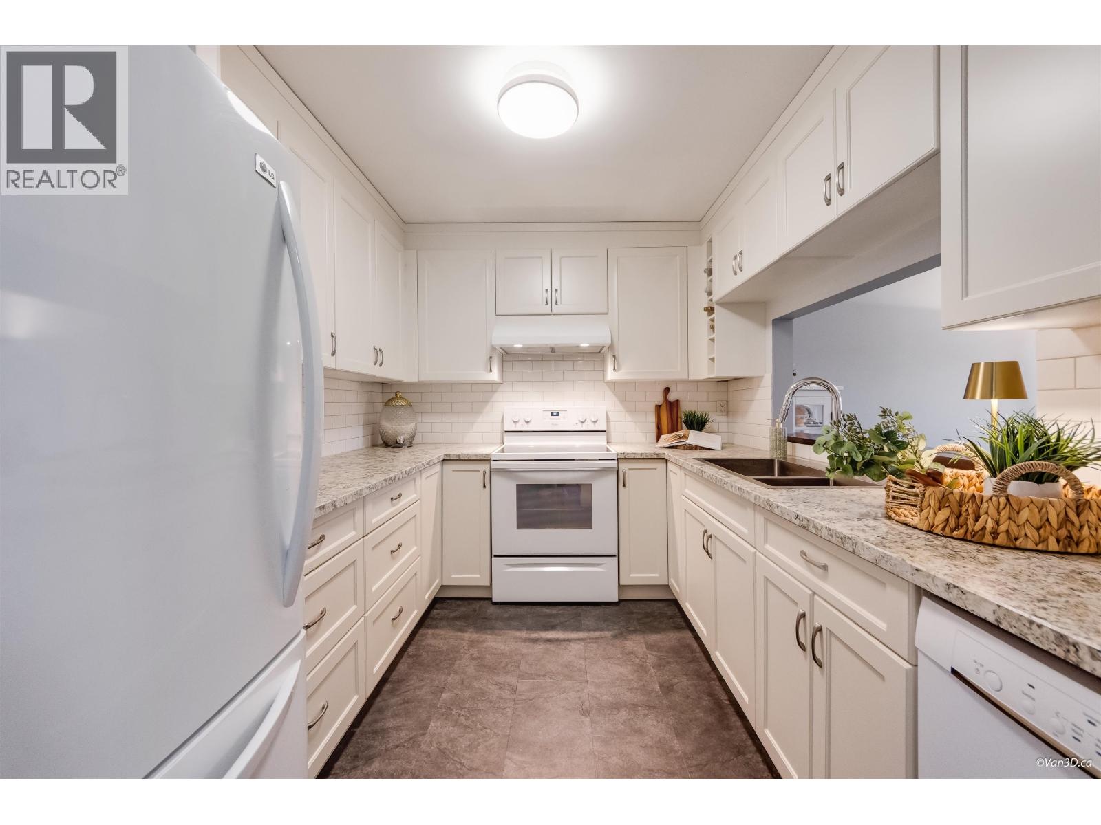 308 2380 Shaughnessy Street Property Photo 11