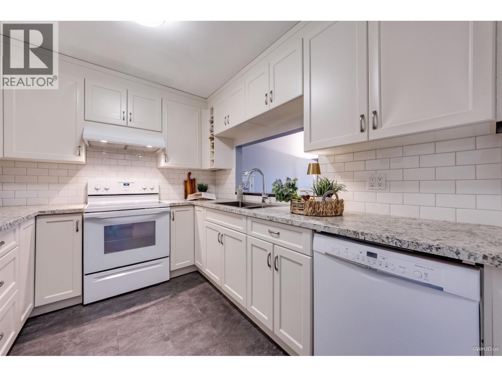308 2380 Shaughnessy Street Property Photo 13