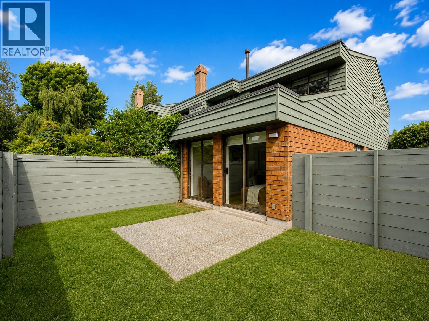140 3031 Williams Road Property Photo 15