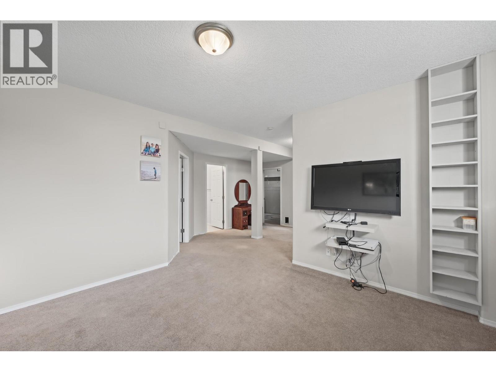 11319 98 Street Property Photo 27