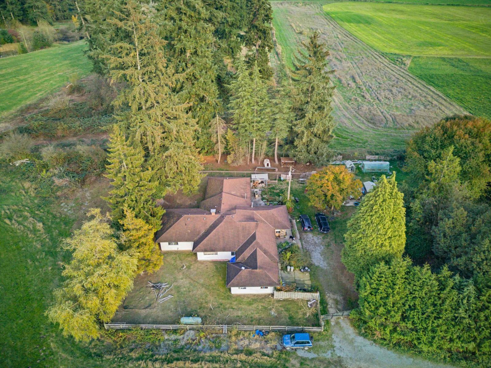 8240 272 Street Property Photo 9